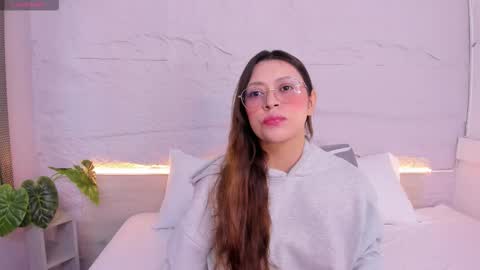 Snapshot of lanna_18_ chatting on 23, 2, 2026 Lanna online show from 23, 2, 2026