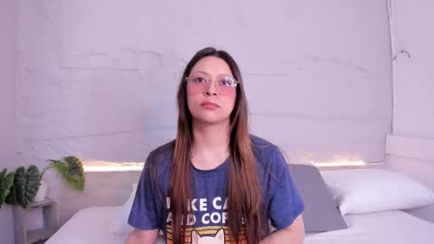 Snapshot of lanna_18_ chatting on 3, 3, 2026 Lanna online show from 3, 3, 2026