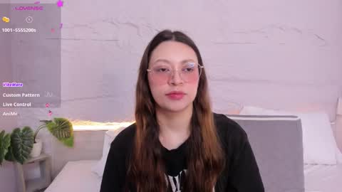 Snapshot of lanna_18_ chatting on 5, 3, 2026 Lanna online show from 5, 3, 2026