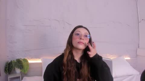 Snapshot of lanna_18_ chatting on 12, 3, 2026 Lanna online show from 12, 3, 2026