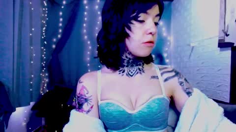 LANNIE   online show from 19, 3, 2026