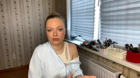 Hello My name is Lola online show from 1, 4, 2026