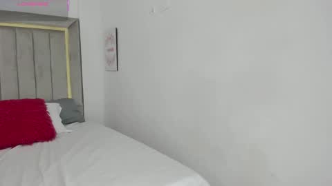 Julian online show from 14, 10, 2025