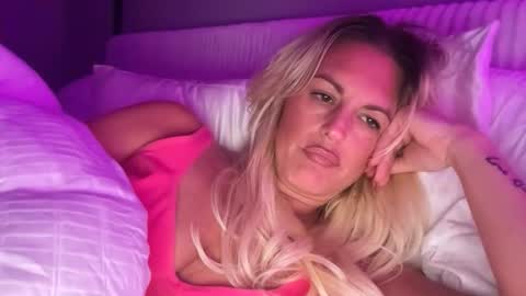 Lara online show from 22, 3, 2026