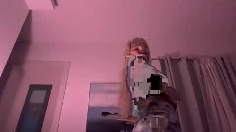 lara_11_11 online show from 23, 3, 2026