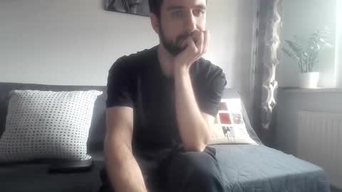 Snapshot of laraaan chatting on 31, 10, 2025 laraaan online show from 31, 10, 2025