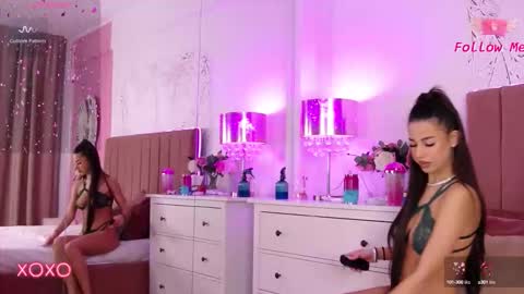 LaraKent online show from 11, 10, 2025