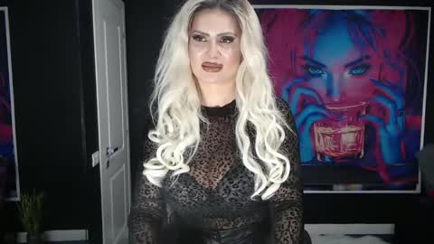 laras_moans online show from 13, 1, 2026