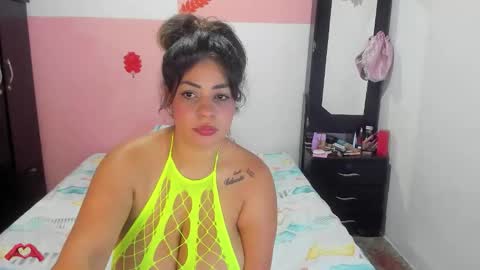 Snapshot of laris_park chatting on 31, 10, 2025 laris_park online show from 31, 10, 2025