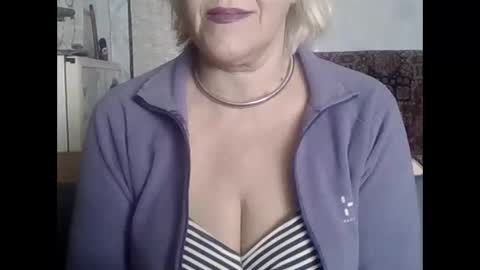 larisaq4ugo24 online show from 17, 1, 2026