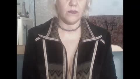 larisaq4ugo24 online show from 27, 2, 2026