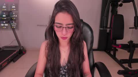 Larisa Smirnov online show from 12, 3, 2026