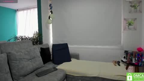 Snapshot of larossasexy chatting on 17, 10, 2025 Rosa online show from 17, 10, 2025