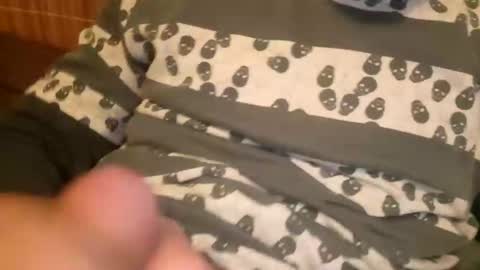 larry009 online show from 1, 1, 2025