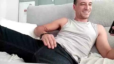 Alessandro online show from 5, 10, 2025