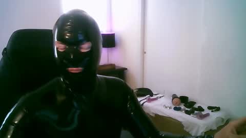 latexminheadroom online show from 21, 12, 2025