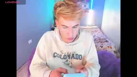 Snapshot of latin_boysxxx_ chatting on 13, 3, 2026 latin_boysxxx_ online show from 13, 3, 2026