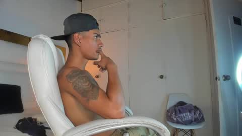 Johana y Santiago online show from 13, 2, 2025