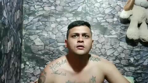 Snapshot of latin_hornycouple chatting on 26, 12, 2024 latin_hornycouple online show from 26, 12, 2024