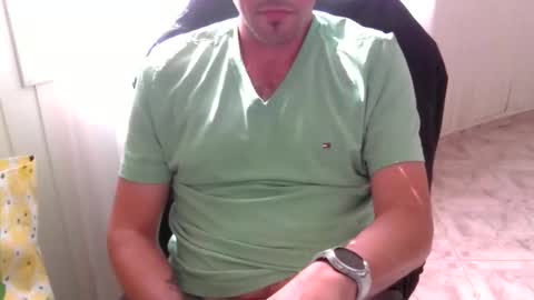 latin_man_85 online show from 11, 2, 2026