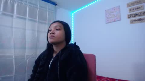 Snapshot of latin_rihanna_j chatting on 15, 10, 2025 karen online show from 15, 10, 2025