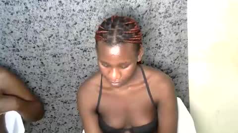 Snapshot of latina_ebony1 chatting on 26, 11, 2025 Latina online show from 26, 11, 2025