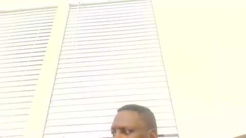 Snapshot of latinabeautycollection chatting on 16, 11, 2025 Latinabeautycollection online show from 16, 11, 2025