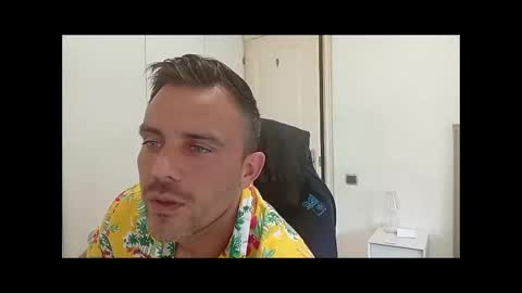 Snapshot of latinboyblue chatting on 28, 9, 2025 LatinBlueBoy online show from 28, 9, 2025