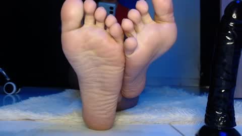 Snapshot of latinfeetqos chatting on 18, 12, 2024 Martina April online show from 18, 12, 2024