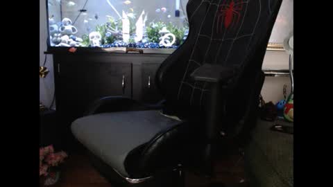latinlover513 online show from 27, 2, 2025