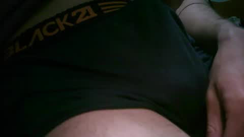 latinman1213 online show from 5, 10, 2025