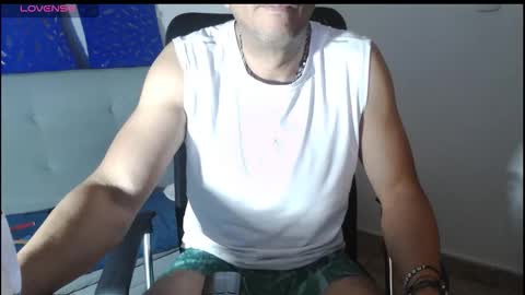 Snapshot of latinmartin254 chatting on 5, 3, 2026 latinmartin254 online show from 5, 3, 2026