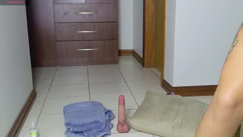 Snapshot of latinuycouple chatting on 2, 3, 2026 Rafa and Luli online show from 2, 3, 2026