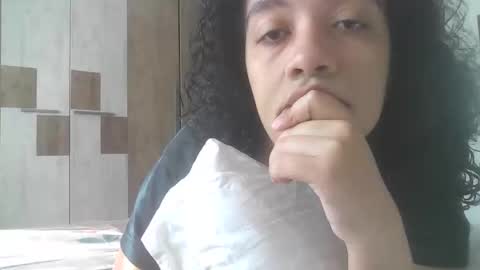 latraviata923581 online show from 21, 11, 2025