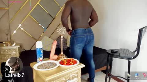 LEANDRO online show from 5, 11, 2025