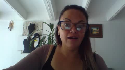 Laura online show from 22, 12, 2025