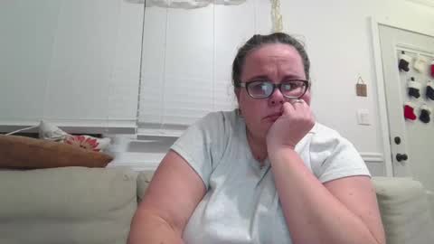LauLauMa online show from 20, 12, 2024