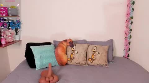 Snapshot of laura1__ chatting on 19, 2, 2026 laura1__ online show from 19, 2, 2026