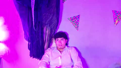 laura_and_kevin online show from 31, 10, 2025