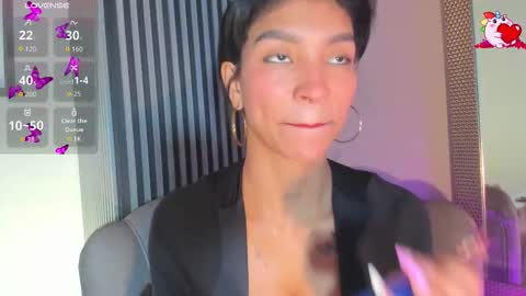 Snapshot of laura_aristizabal_19 chatting on 10, 10, 2025 Laura online show from 10, 10, 2025