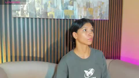 Snapshot of laura_aristizabal_19 chatting on 22, 10, 2025 Laura online show from 22, 10, 2025