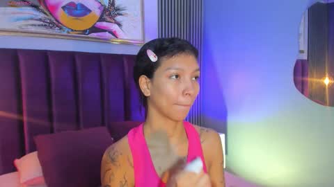 Snapshot of laura_aristizabal_19 chatting on 31, 10, 2025 Laura online show from 31, 10, 2025