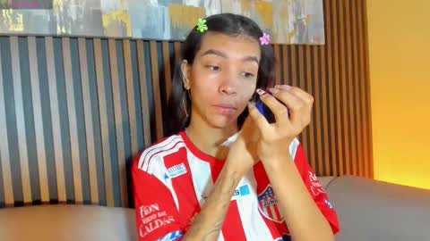 Laura online show from 16, 12, 2025