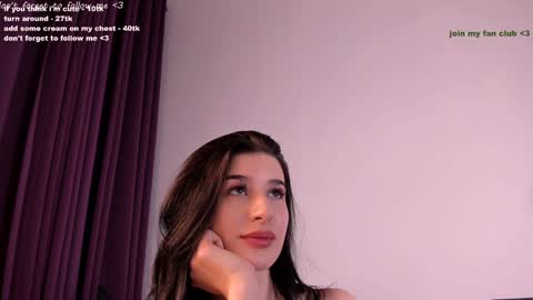 Laura online show from 4, 12, 2024