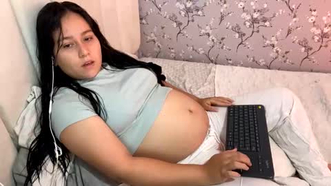 laura online show from 5, 1, 2025