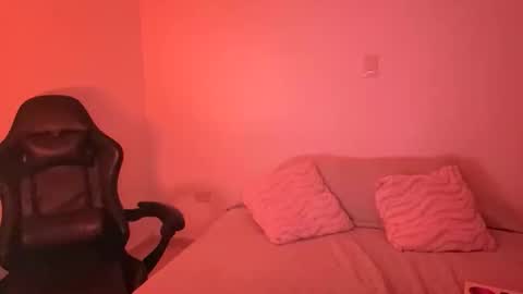 Snapshot of laura_d23 chatting on 14, 2, 2026 laura online show from 14, 2, 2026