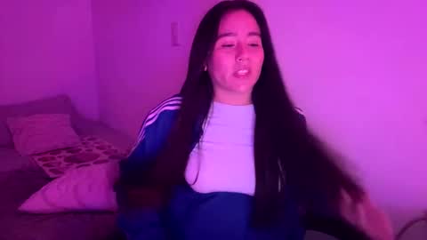 Snapshot of laura_d23 chatting on 28, 2, 2026 laura online show from 28, 2, 2026