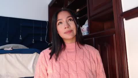 Snapshot of laura_golden1 chatting on 29, 12, 2024 lLAURA online show from 29, 12, 2024