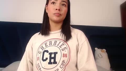 Snapshot of laura_golden1 chatting on 10, 2, 2025 lLAURA online show from 10, 2, 2025