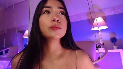 Snapshot of laura_golden1 chatting on 27, 10, 2025 lLAURA online show from 27, 10, 2025